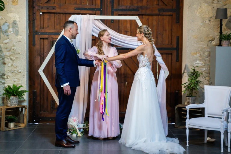 Officiante de cérémonie laïque